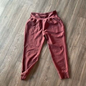 Old navy jogger